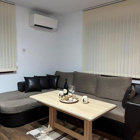 Guest House Tanevi Devín Zewnętrze zdjęcie
