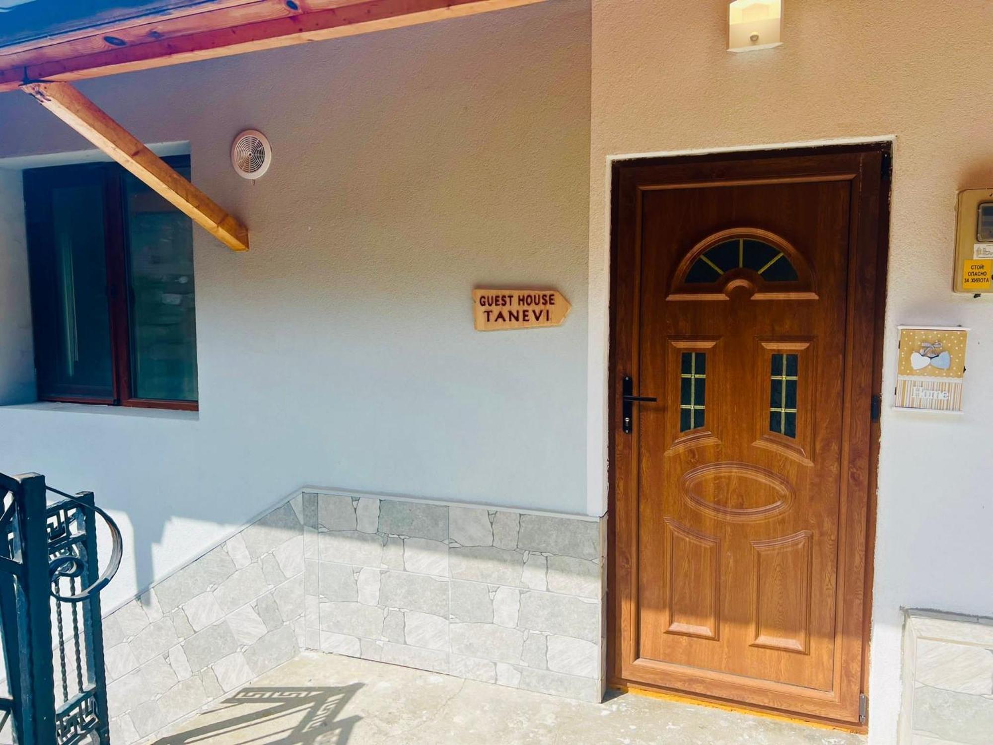 Guest House Tanevi Devín Zewnętrze zdjęcie